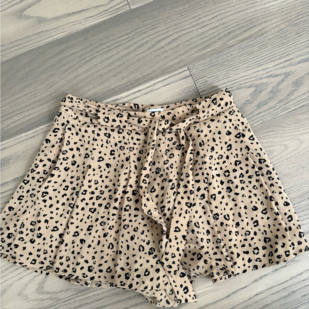Sunday Best Tan Leopard Print Women's Skorts